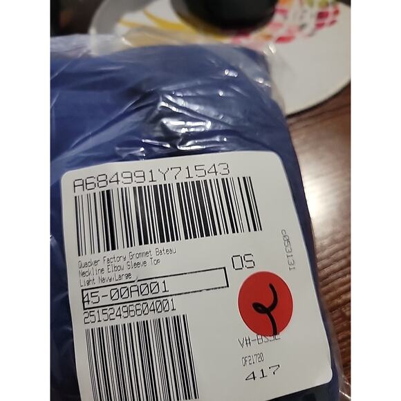 Quacker Factory Large Light Navy Gromet Detail Elbow Sleeve Top A684991 NWOT - Picture 9 of 11